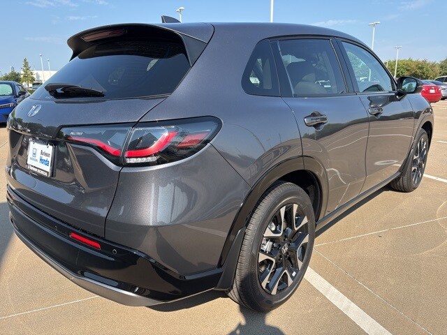 2026 Honda HR-V EX-L photo 3