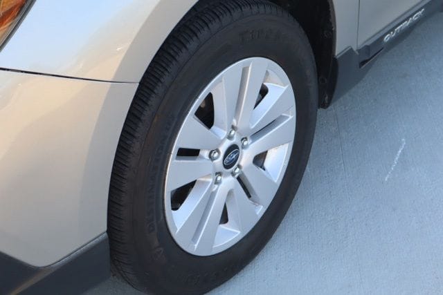 Used 2019 Subaru Outback Premium with VIN 4S4BSAHC7K3328679 for sale in Burleson, TX
