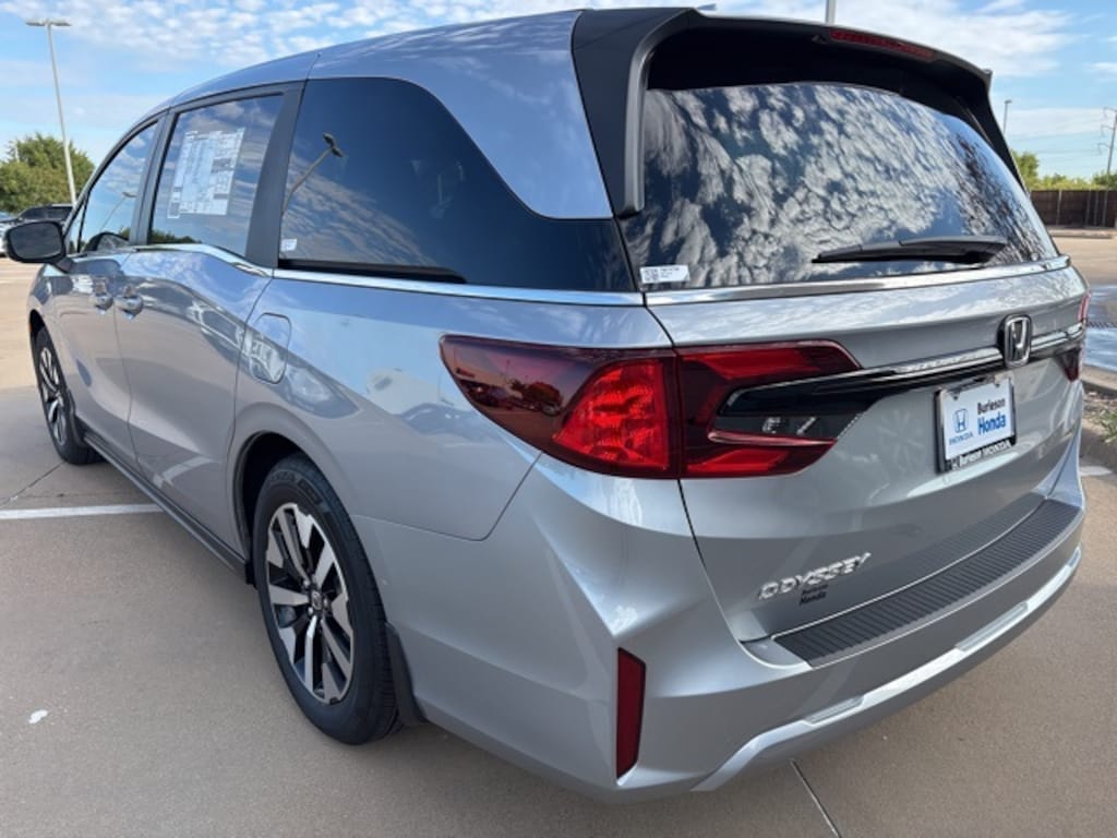 New 2026 Honda Odyssey EX-L Van Passenger