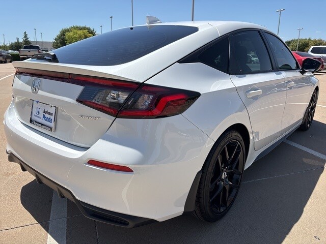 2025 Honda Civic Sport photo 3
