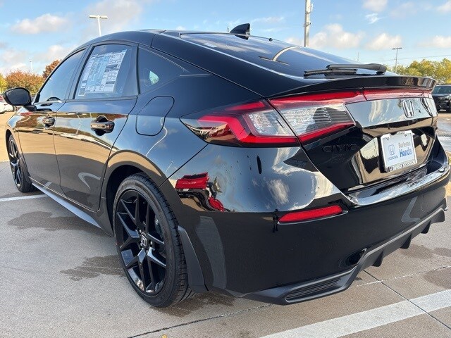 2026 Honda Civic Sport Hatchback photo 4