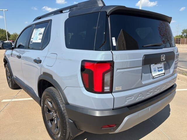 2026 Honda Passport photo 2