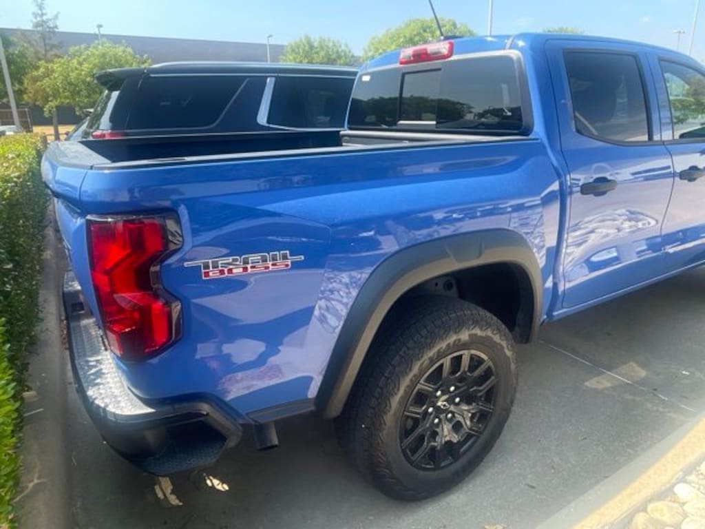 Used 2025 Chevrolet Colorado Trail Boss Truck Crew Cab