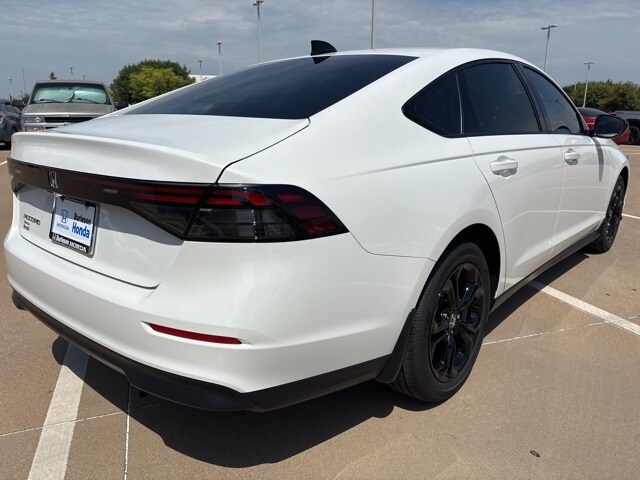 2025 Honda Accord SE photo 3
