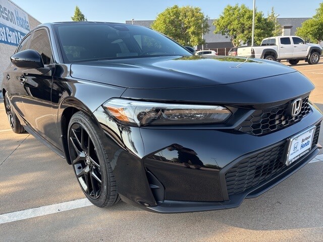 2026 Honda Civic Sport photo 2
