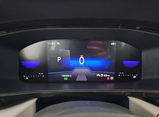 2023 Volkswagen Taos S photo 2