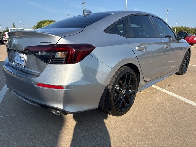 2026 Honda Civic Sport photo 3