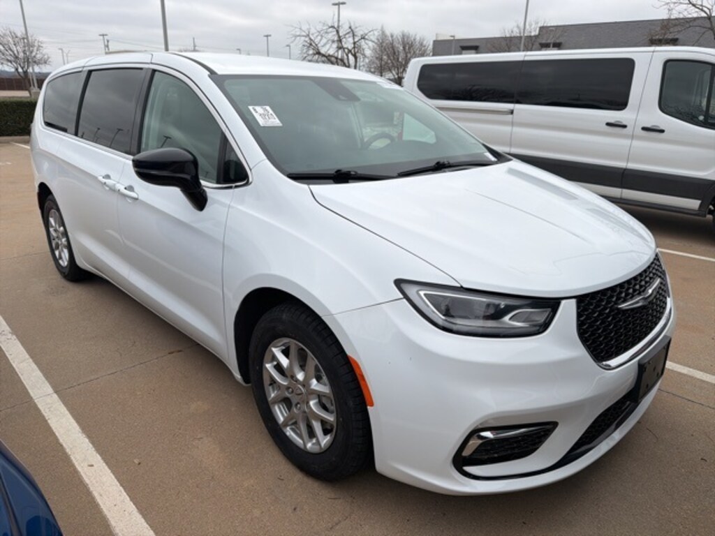 Used 2024 Chrysler Pacifica Touring L Van Passenger Van