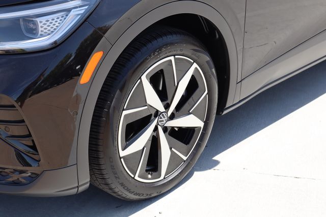 Used 2025 Volkswagen ID.4 PRO S with VIN 1V2VRPE88SC010746 for sale in Burleson, TX
