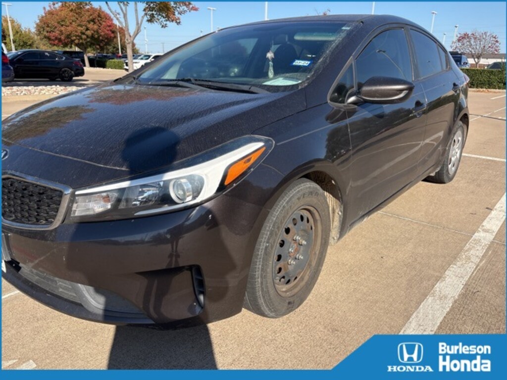 Used 2017 Kia Forte LX Sedan
