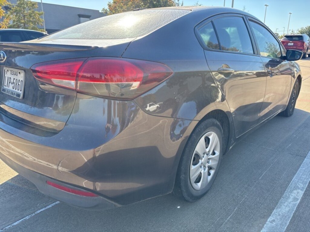 Used 2017 Kia Forte LX Sedan
