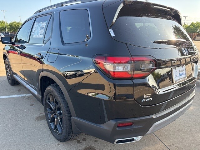 2025 Honda Pilot Touring photo 4