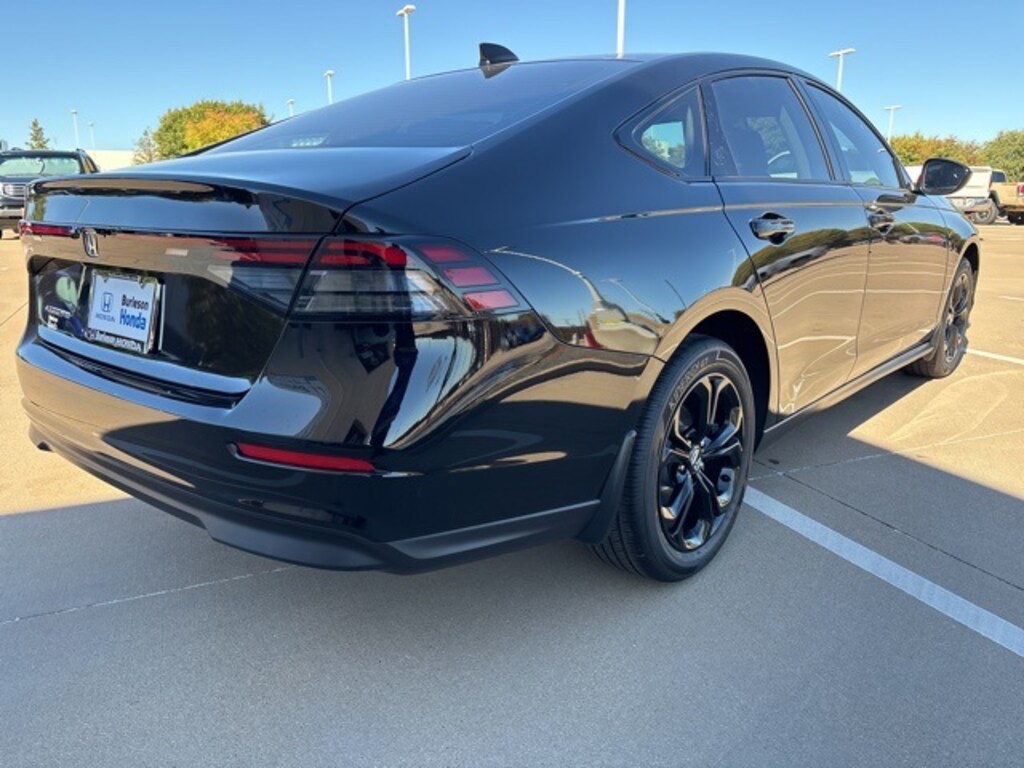 New 2025 Honda Accord SE Sedan