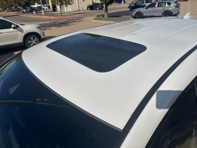 2025 Honda Odyssey photo 2