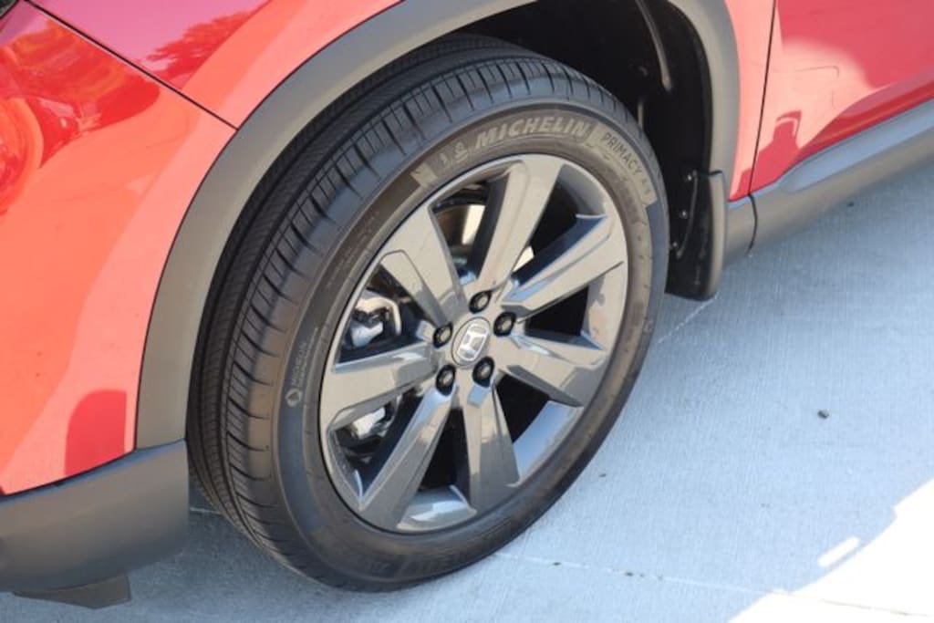 Certified 2025 Honda Pilot Sport SUV