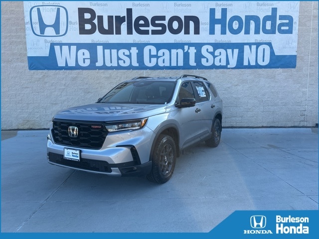 2025 Honda Pilot TrailSport's photo