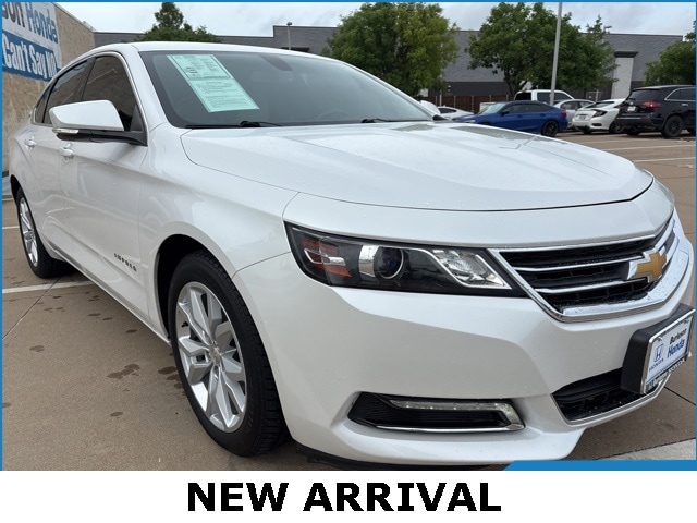 Used 2018 Chevrolet Impala 1LT with VIN 2G1105S39J9128729 for sale in Burleson, TX