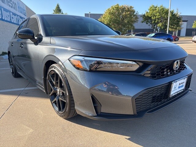 2026 Honda Civic Sport photo 2