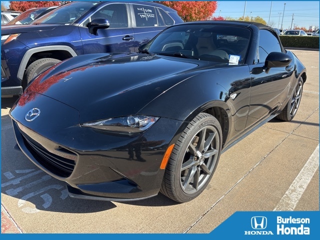 2016 Mazda MX-5 Miata Grand Touring's photo