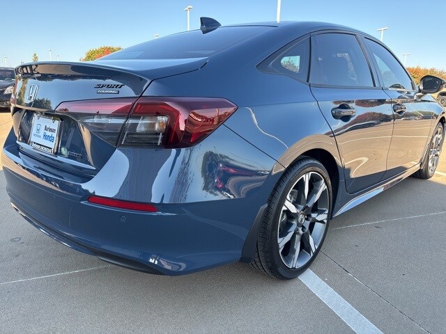 2026 Honda Civic Hybrid Sport Touring photo 3