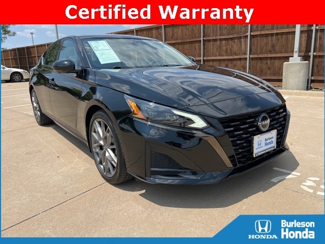 Used 2023 Nissan Altima SR with VIN 1N4AL4CV3PN324167 for sale in Burleson, TX