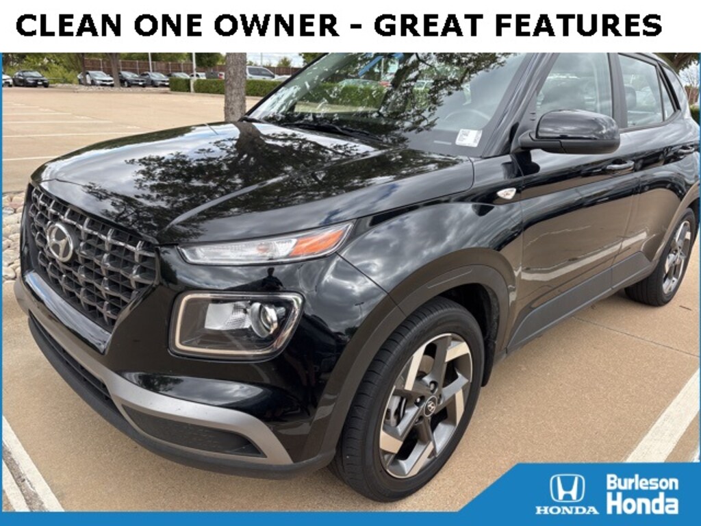 Used 2024 Hyundai Venue SEL SUV