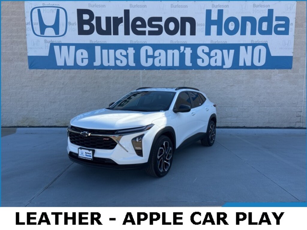 Used 2025 Chevrolet Trax 2RS SUV