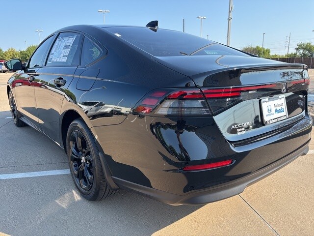 2025 Honda Accord SE photo 4