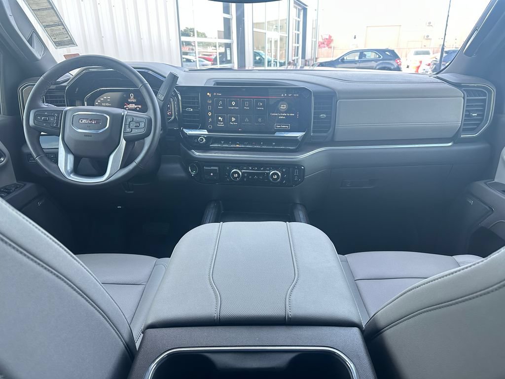 2025 GMC Sierra 3500HD SLT - Photo 28