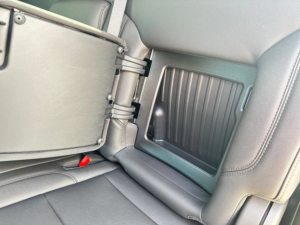 2026 GMC Sierra 1500 SLT - Photo 27