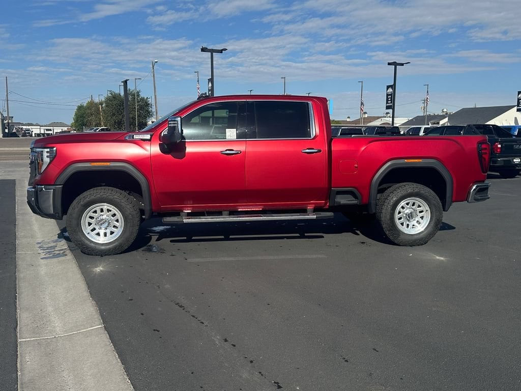 2025 GMC Sierra 3500HD SLT - Photo 10