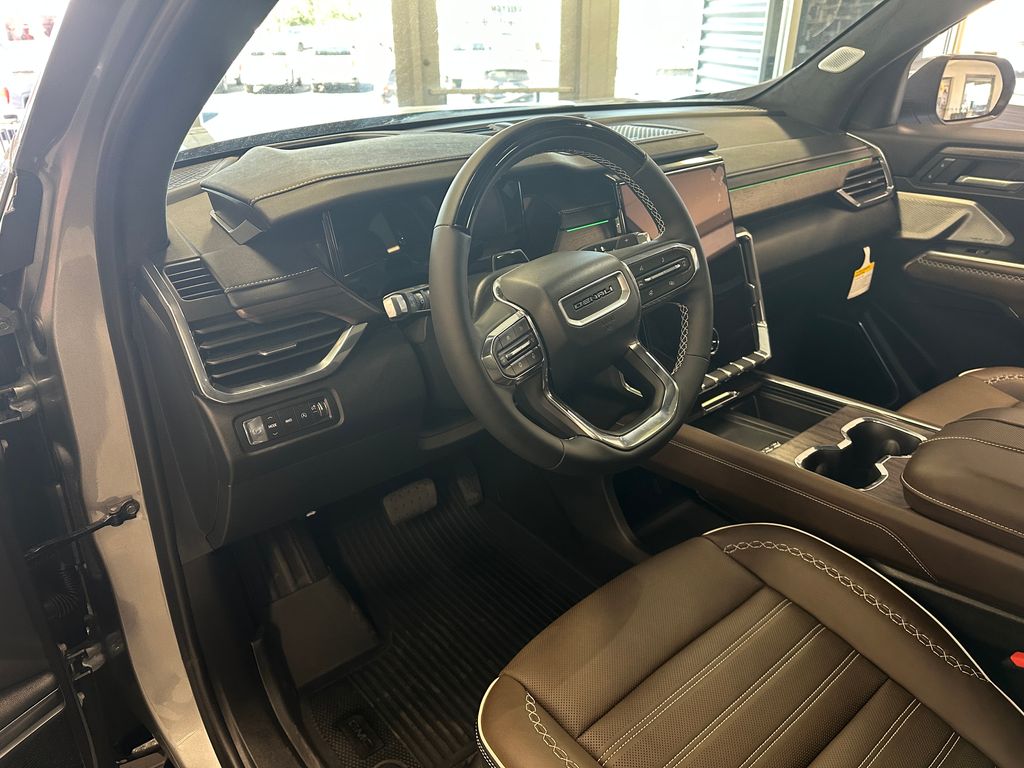 2026 GMC Acadia Denali Ultimate - Photo 15