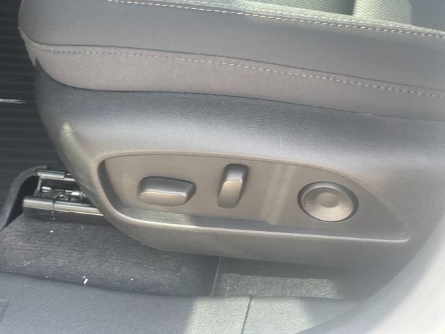 2026 GMC Terrain AT4 - Photo 17