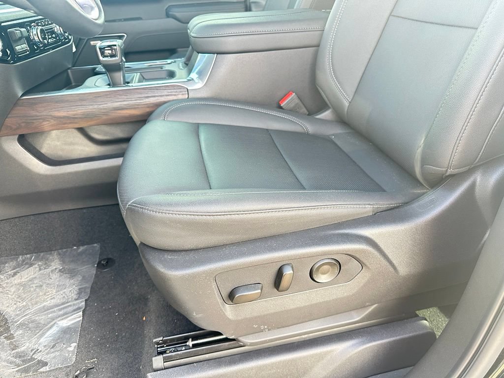2026 GMC Sierra 1500 SLT - Photo 16