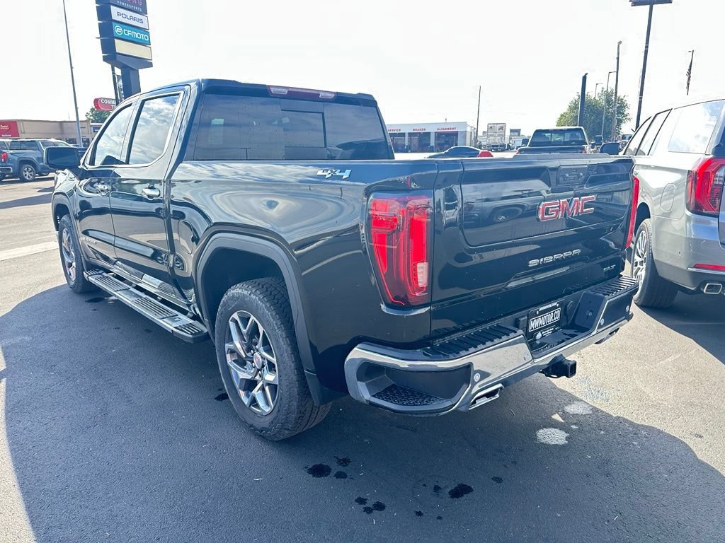 2026 GMC Sierra 1500 SLT - Photo 9