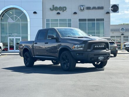 2021 Ram 1500 Classic SLT Truck Crew Cab