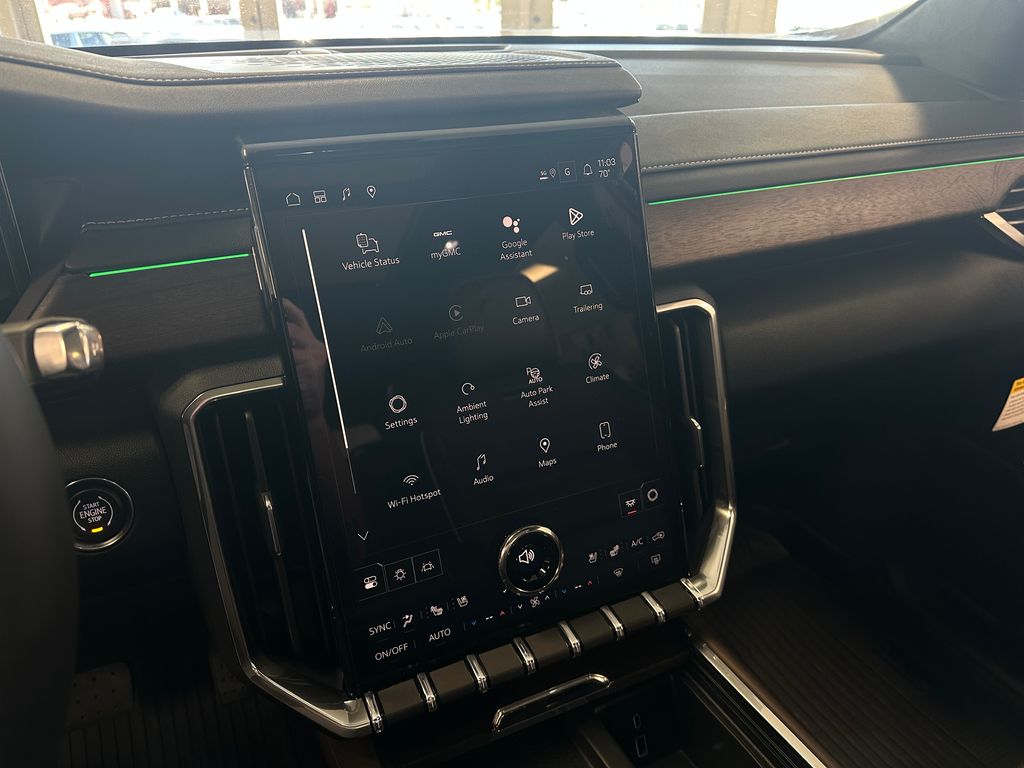 2026 GMC Acadia Denali Ultimate - Photo 17