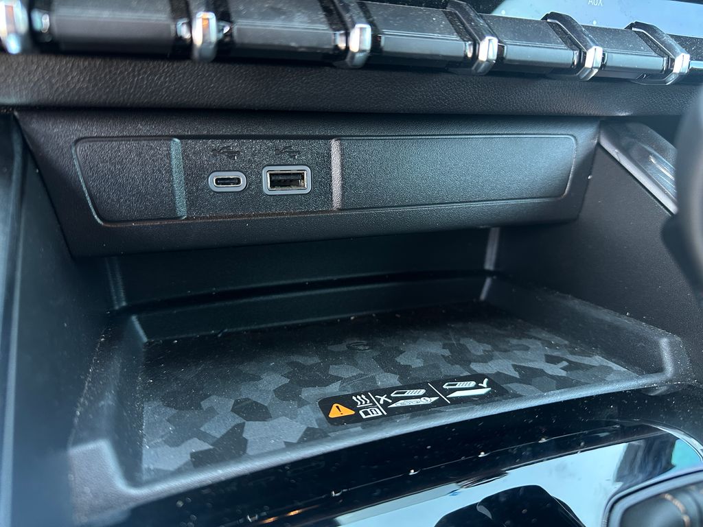 2025 GMC Canyon AT4 - Photo 23