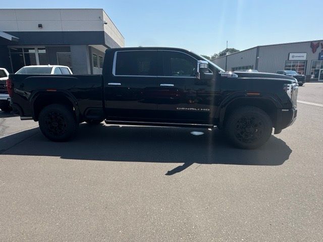 2025 GMC Sierra 2500HD Denali - Photo 4