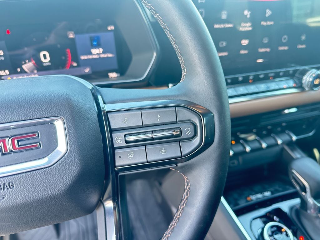 2025 GMC Canyon AT4 - Photo 19