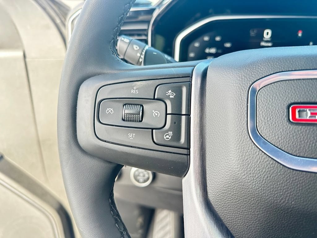 2026 GMC Sierra 1500 SLT - Photo 18