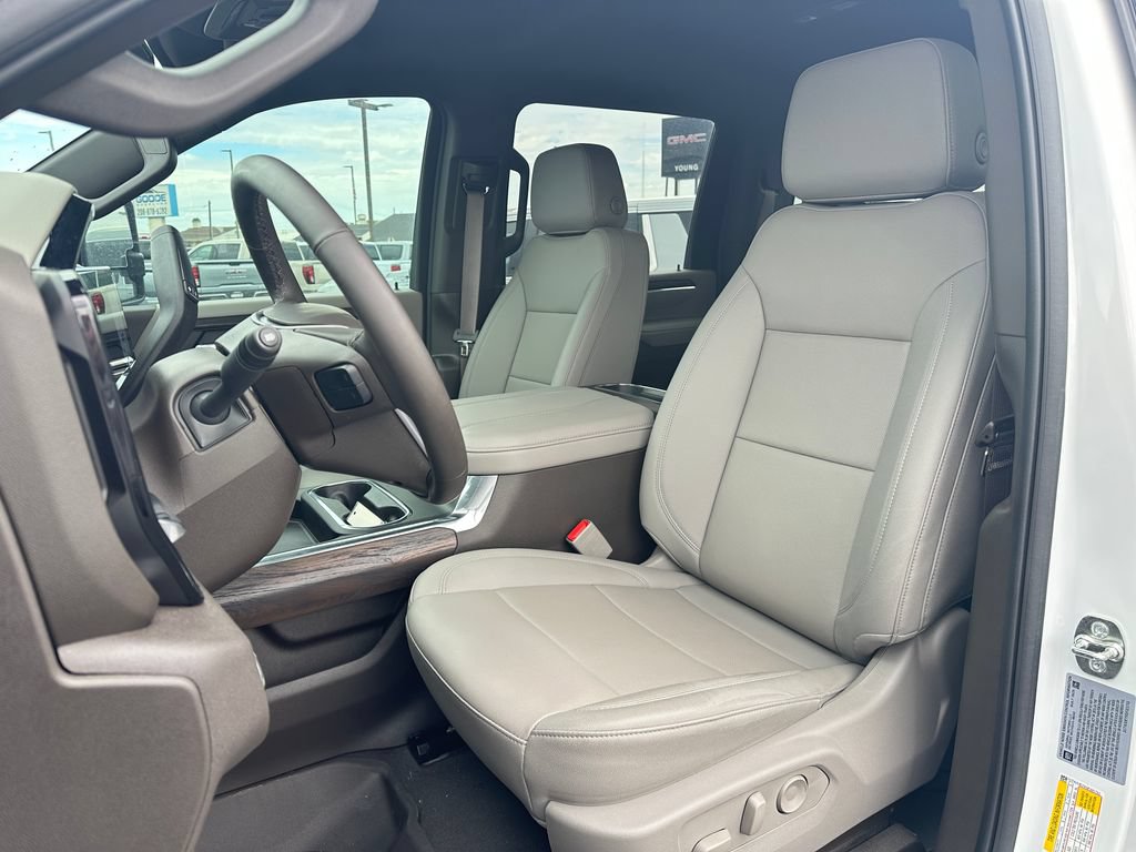 2025 GMC Sierra 3500HD SLT - Photo 14