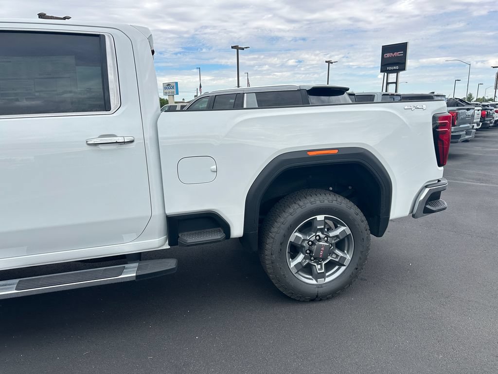 2025 GMC Sierra 3500HD SLT - Photo 11