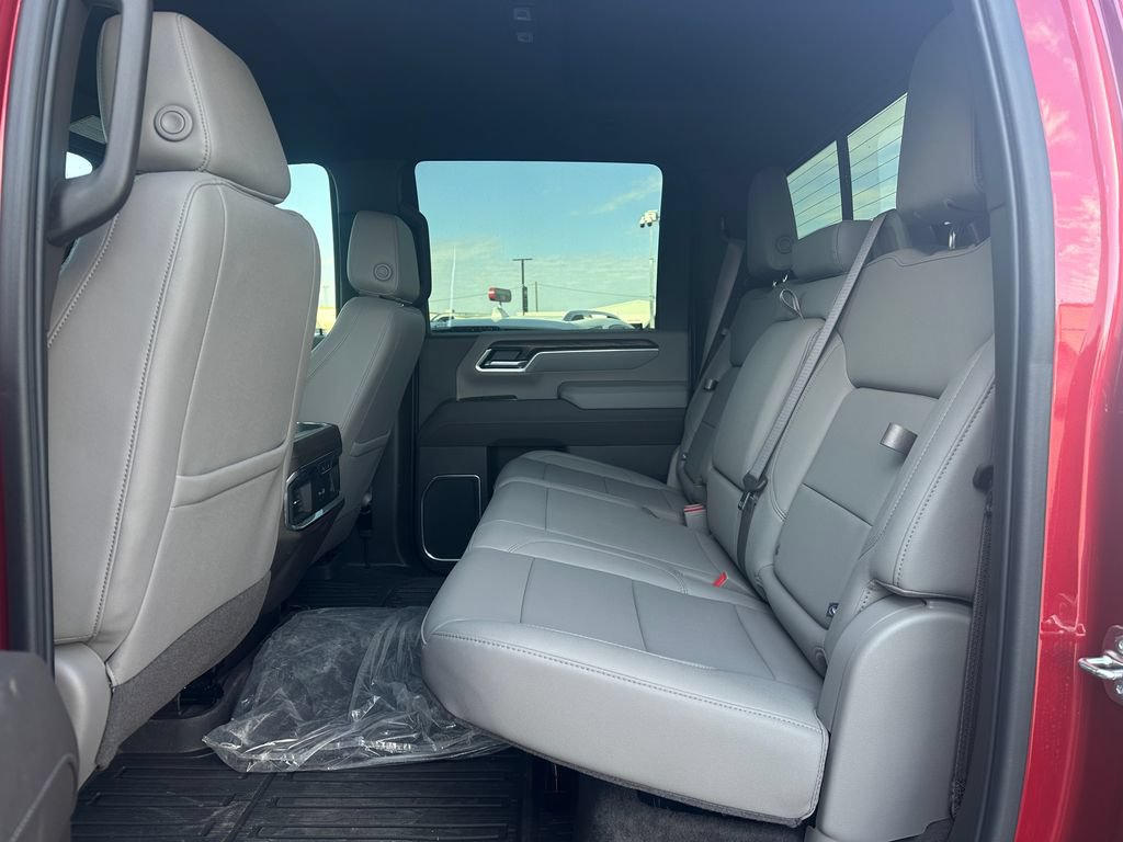 2025 GMC Sierra 3500HD SLT - Photo 25
