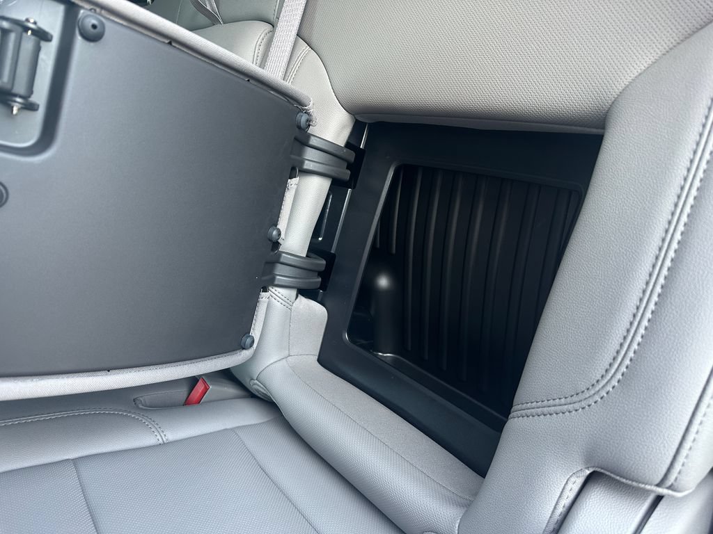 2025 GMC Sierra 3500HD SLT - Photo 26