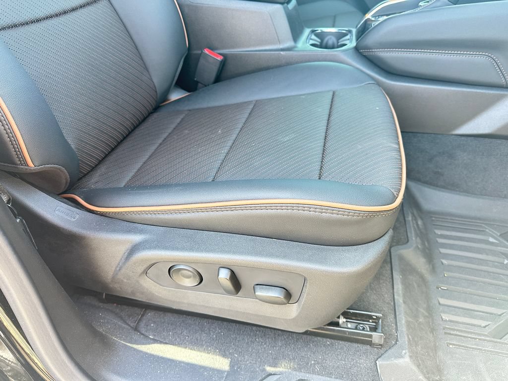 2025 GMC Canyon AT4 - Photo 28