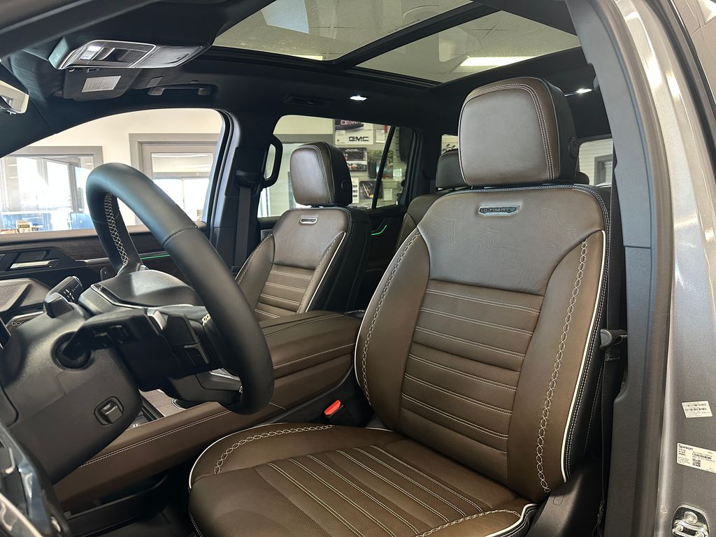 2026 GMC Acadia Denali Ultimate - Photo 14