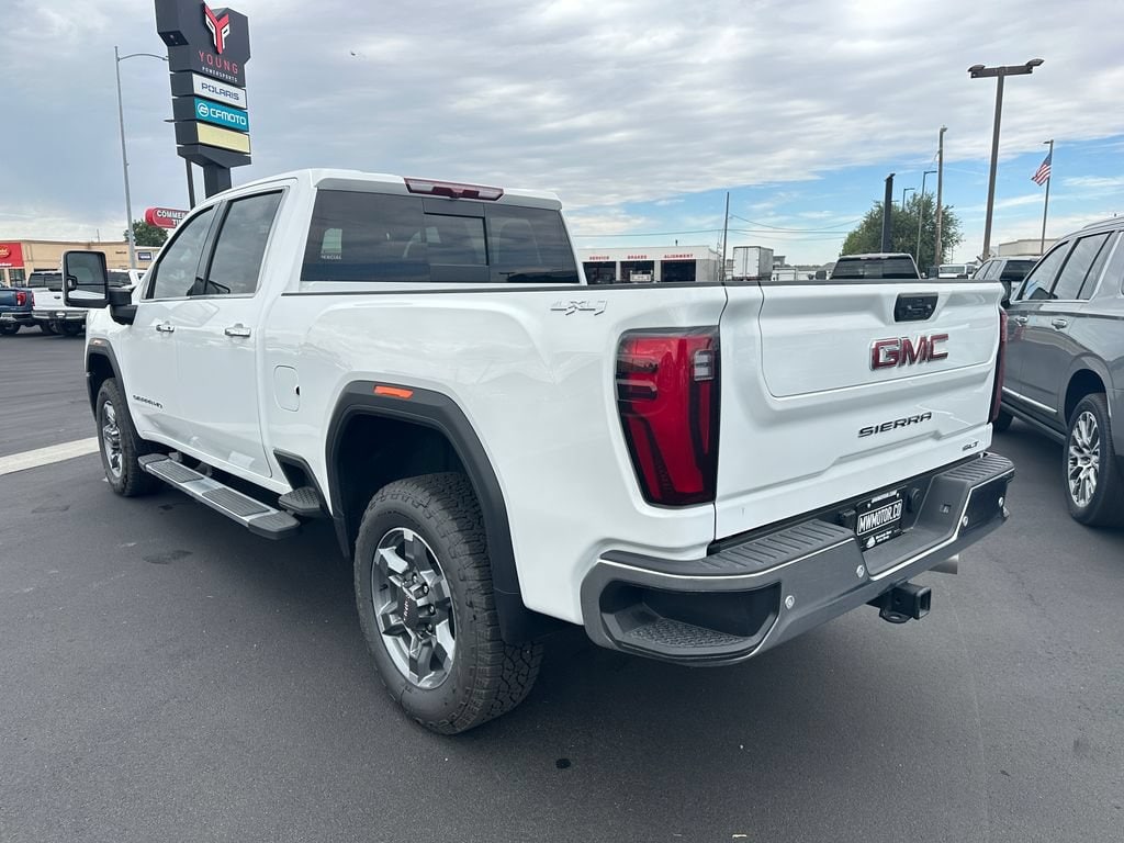 2025 GMC Sierra 3500HD SLT - Photo 9