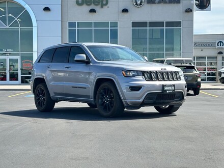 2017 Jeep Grand Cherokee Laredo 4x4 SUV