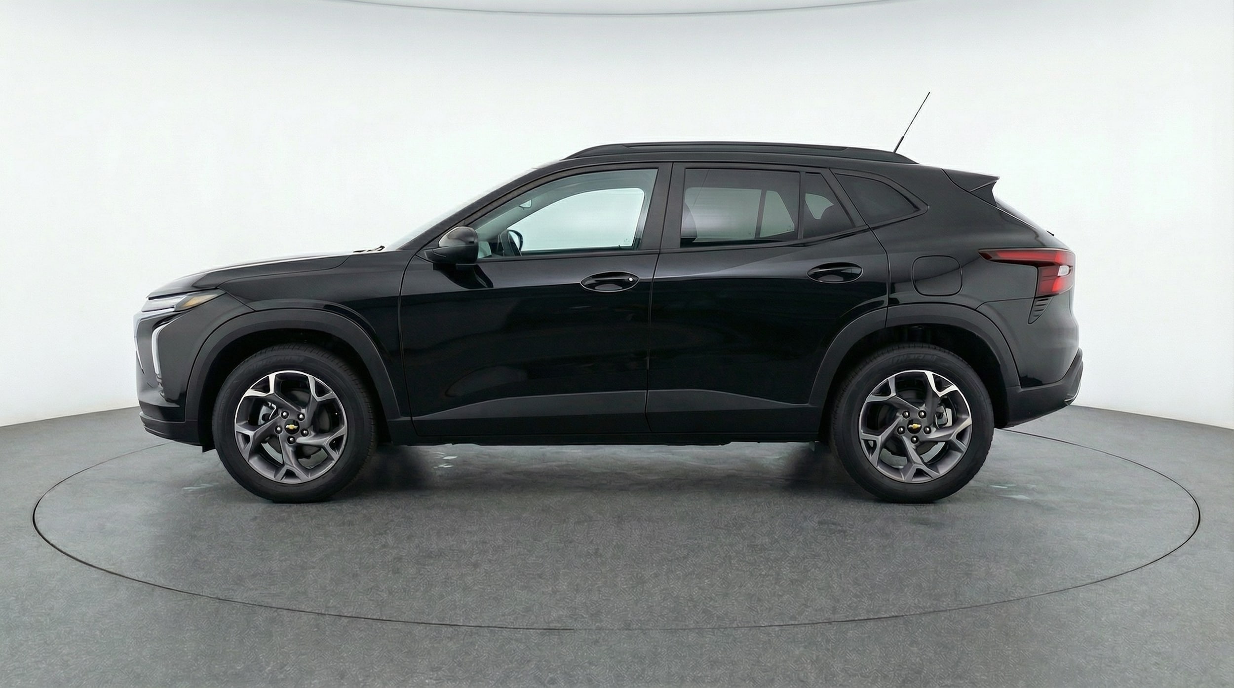 Thumbnail: 2025 Chevrolet Trax - 4